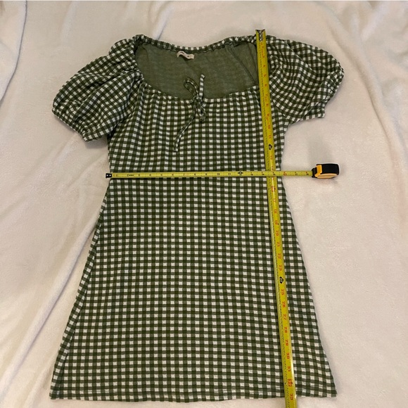 Madewell / Women's Puff Sleeve / Green White Knit Gingham Mini Dress / Medium - Picture 6 of 11